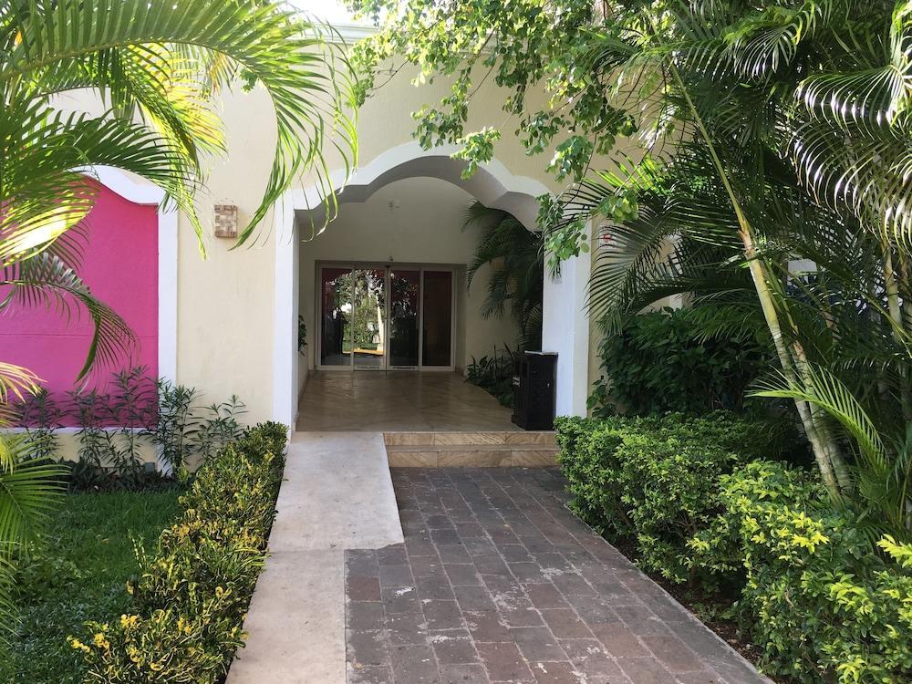 Hotel Margaritas Cancún Zewnętrze zdjęcie
