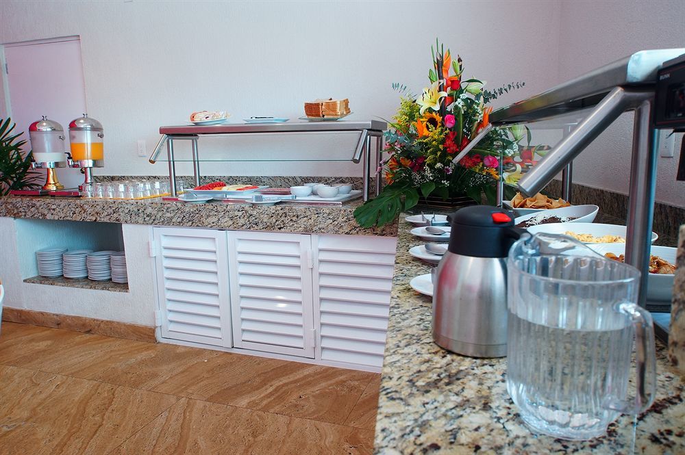 Hotel Margaritas Cancún Zewnętrze zdjęcie